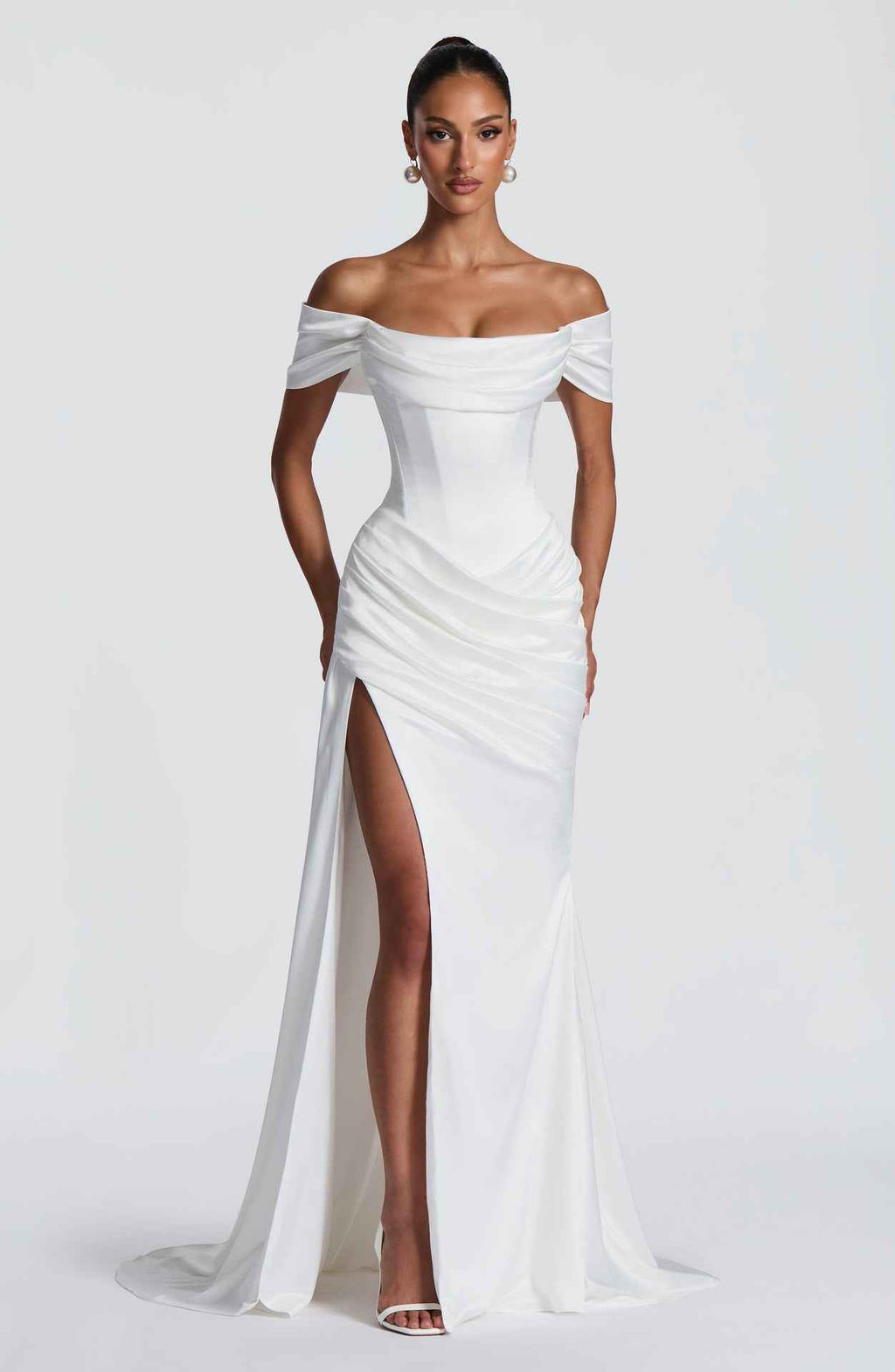 High-Slit Mermaid Maxi Dress – Sleeveless Evening Gown
