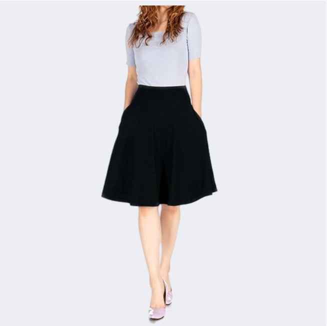 Knee-length A-line Skirt With Pockets Exuding An Elegant And Professional Vibe
