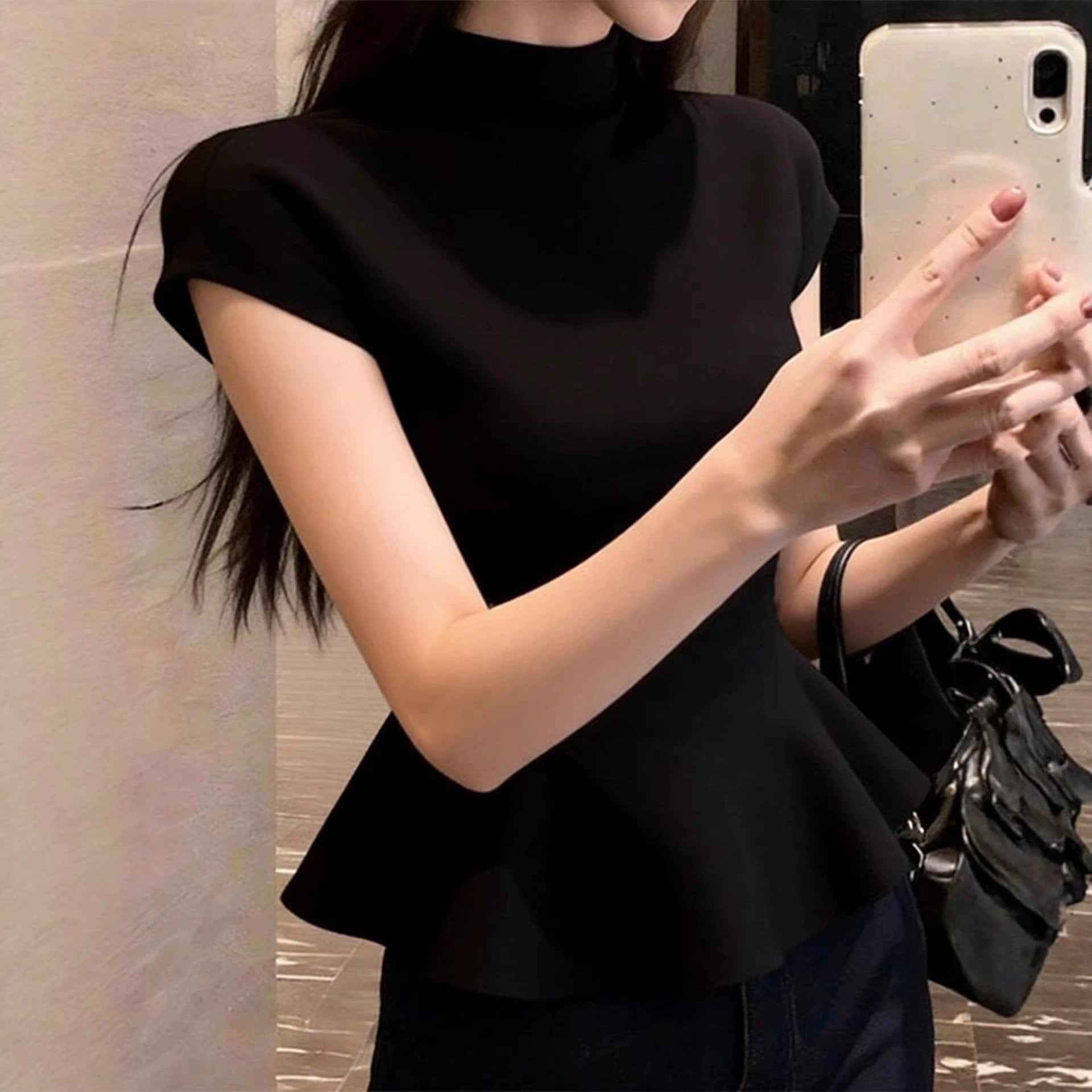 Women's Waist-Defining Slim Short-Sleeve Viscose Top