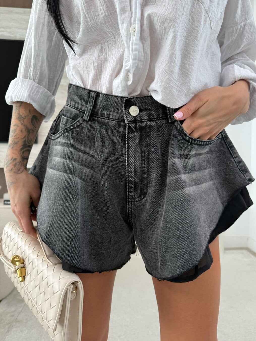 Women's High-Waisted Frayed Hem Denim Shorts – Patchwork
