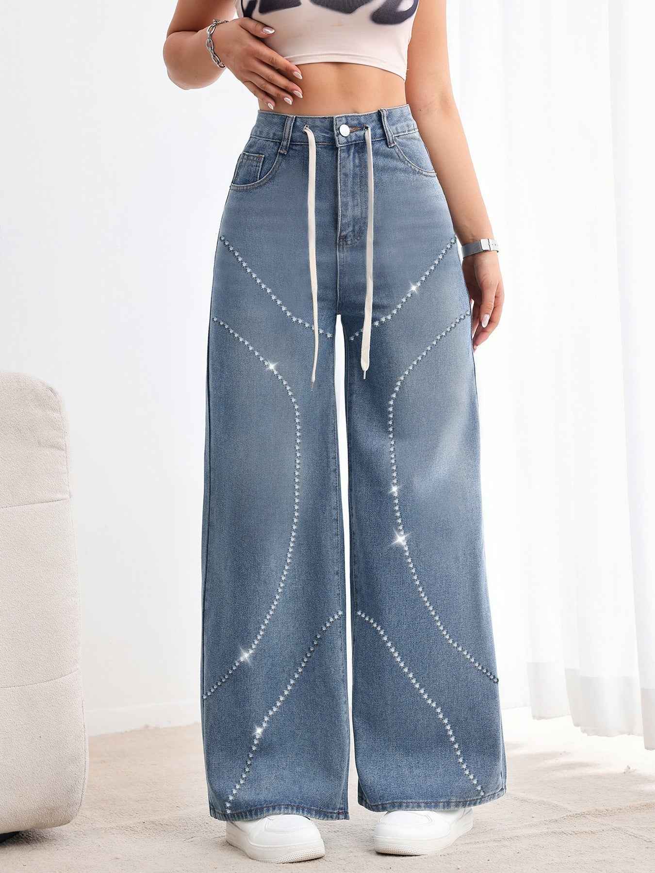 Women's Vintage Washed High-Waist Straight-Leg Denim Jeans with Lace-Up & Beadwork