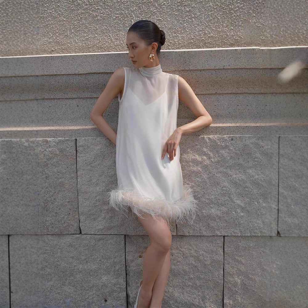 Solid-color Crew-neck Short Dress With Feather Detailing For A Luxe Look