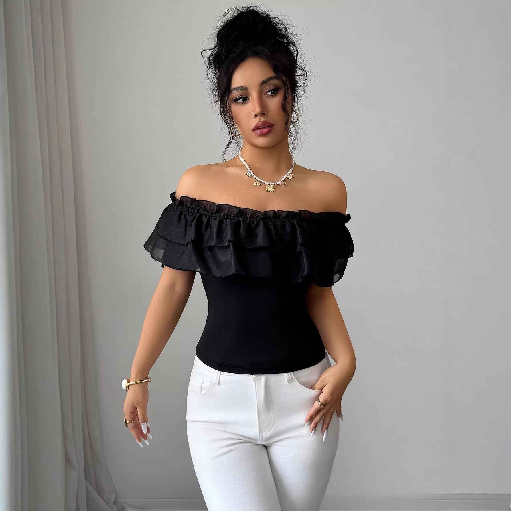 Slim-Fit Long-Sleeve Cropped Pullover Top — Black, S–XL