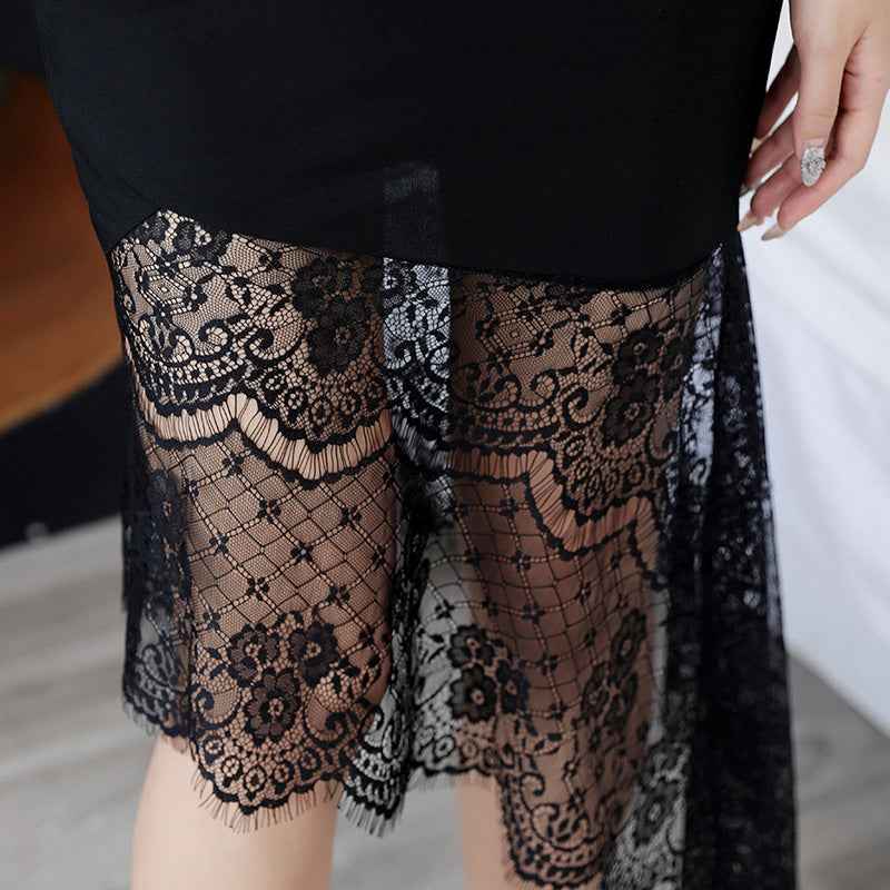 Lace-trimmed Dress Hem Figure-flattering
