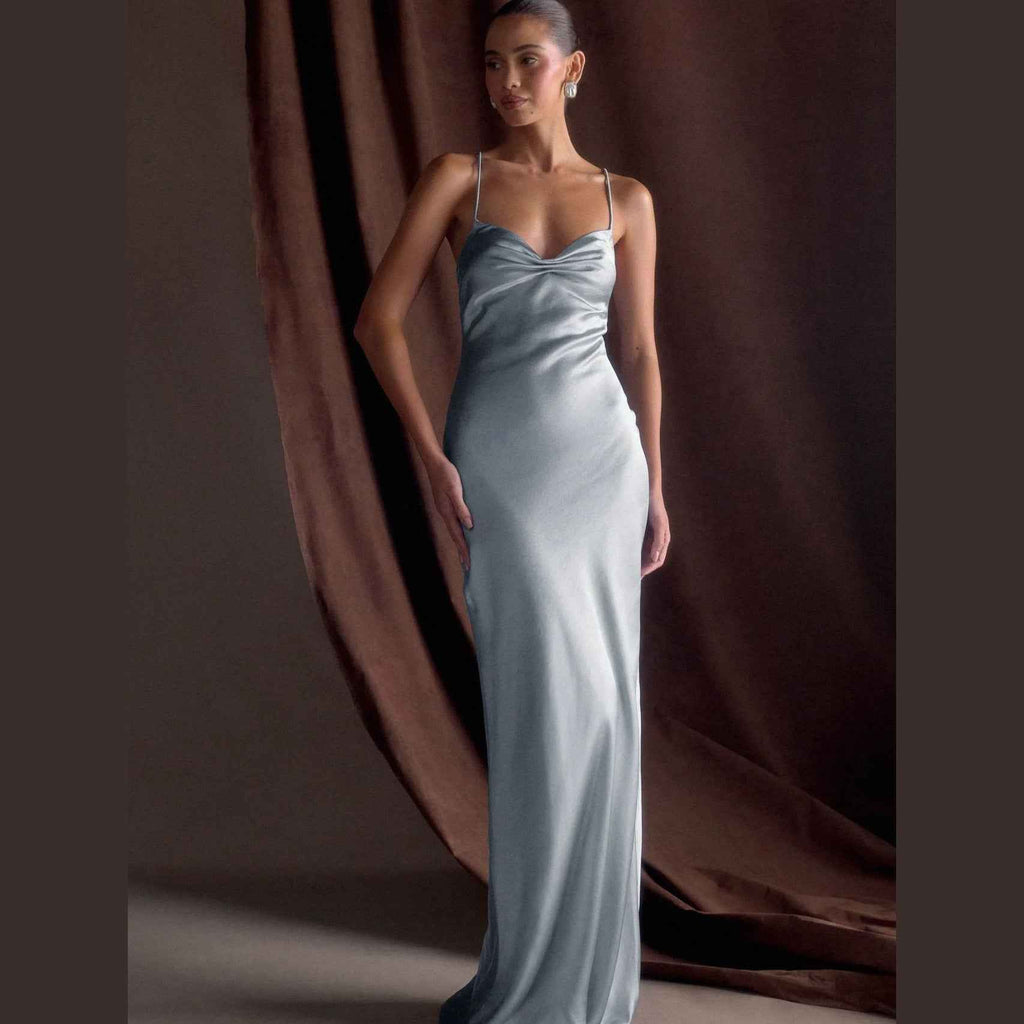 Satin Slip Dress – Adjustable Straps & Hidden Zipper