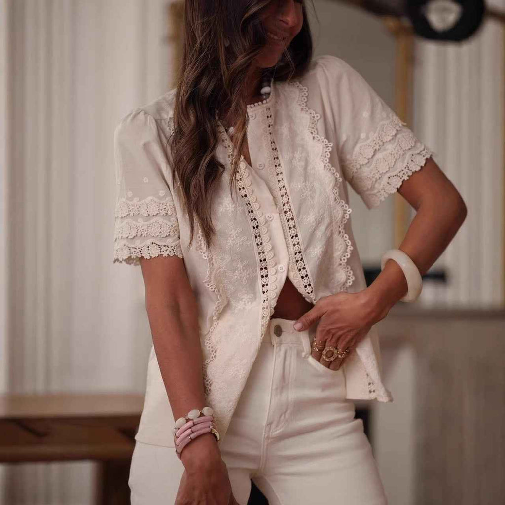 French-style Lace-embroidered Short-sleeve Blouse