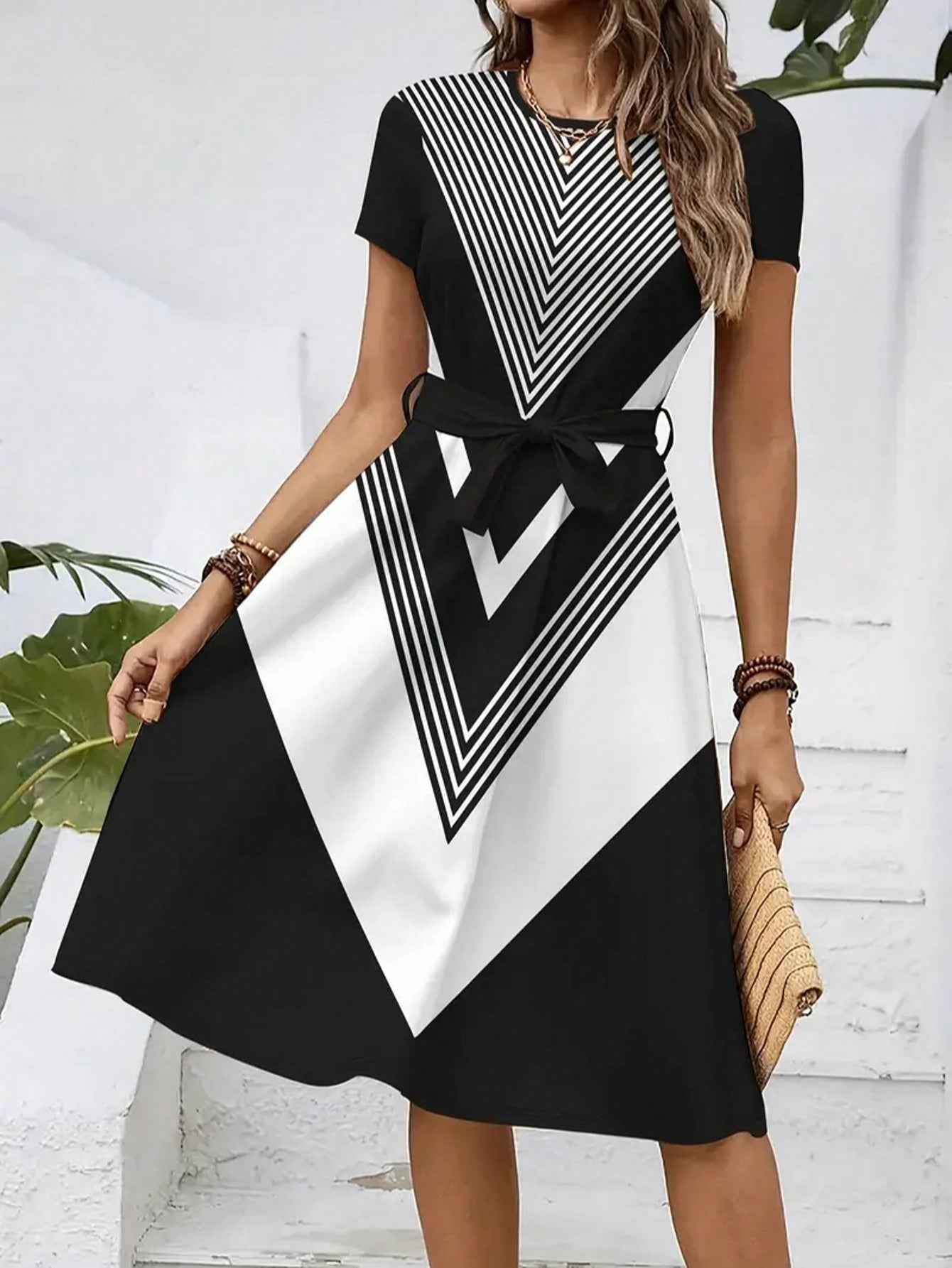 2026 New Women's Casual Printed Dress With Belt, Loose Fit