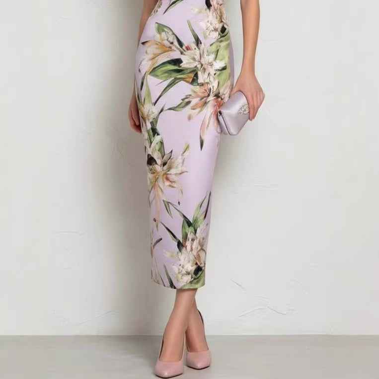 Strapless Sleeveless Sheath Dress With A Back Zipper For Women